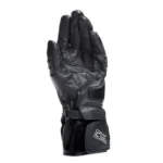 The Dainese Carbon 4 long motorcycle gloves are certified gloves that guarantee the highest levels of protection due to their use of technical materials inspired by competitive riding, such as their goatskin construction and ergonomic carbon knuckle protectors. An example of Dainese’s highest safety standards, they are equipped with DCP system to protect the little finger, a reinforced sleeve, and finger seams placed on the inside for maximum resistance and comfort.