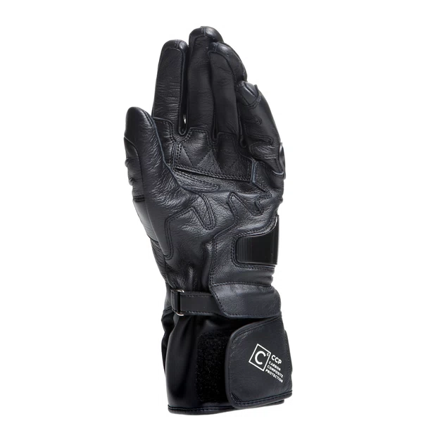 The Dainese Carbon 4 long motorcycle gloves are certified gloves that guarantee the highest levels of protection due to their use of technical materials inspired by competitive riding, such as their goatskin construction and ergonomic carbon knuckle protectors. An example of Dainese’s highest safety standards, they are equipped with DCP system to protect the little finger, a reinforced sleeve, and finger seams placed on the inside for maximum resistance and comfort.