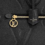 LOUIS VUITTON TRAVEL BAG