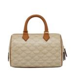 Experience versatility with the MCM Large Reversible Liz Shopper in Visetos Black. Effortlessly chic, it's the perfect accessory for any occasion.