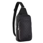 LOUIS VUITTON AVENUE SLINGBAG NM