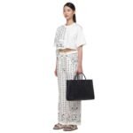 MCM LARGE MUNCHEN TOTE IN MAXI MONOGRAM LEATHER BLACK