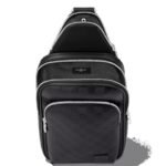 LOUIS VUITTON AVENUE SLINGBAG NM