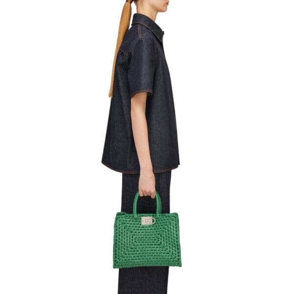 FERRAGAMO STUDIO BOX BAG (M)