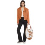 MCM X-LARGE AREN FOLD TOTE IN MEGA LAUREL VISETOS WHITE