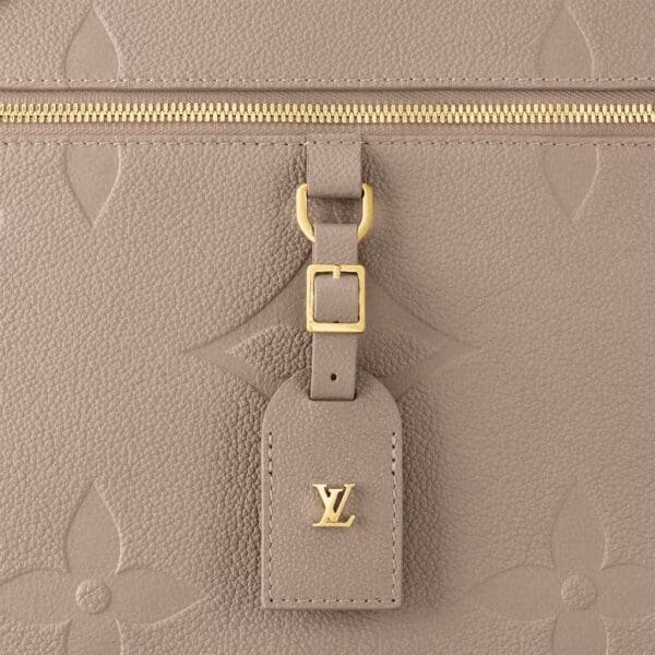 LOUIS VUITTON TRAVEL BAG