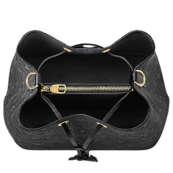 LOUIS VUITTON NEONOE MM