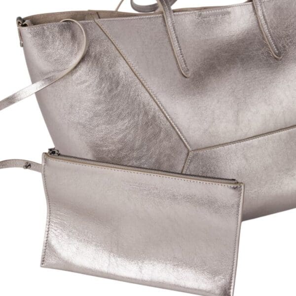 BRUNELLO CUCINELLI  LAMÉ CALFSKIN SHOPPER BAG WITH MONILI - Image 2