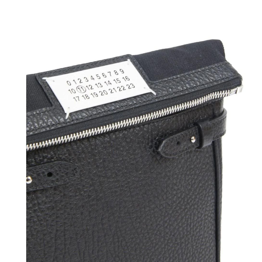 MAISON MARGIELA 5AC LEATHER CAMERA BAG