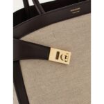 FERRAGAMO HUG HANDBAG (S)