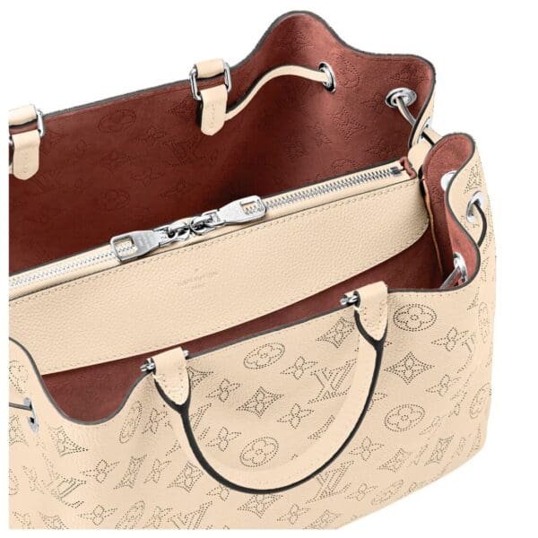 LOUIS VUITTON BELLA TOTE