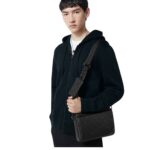 LOUIS VUITTON TRIO MESSENGER
