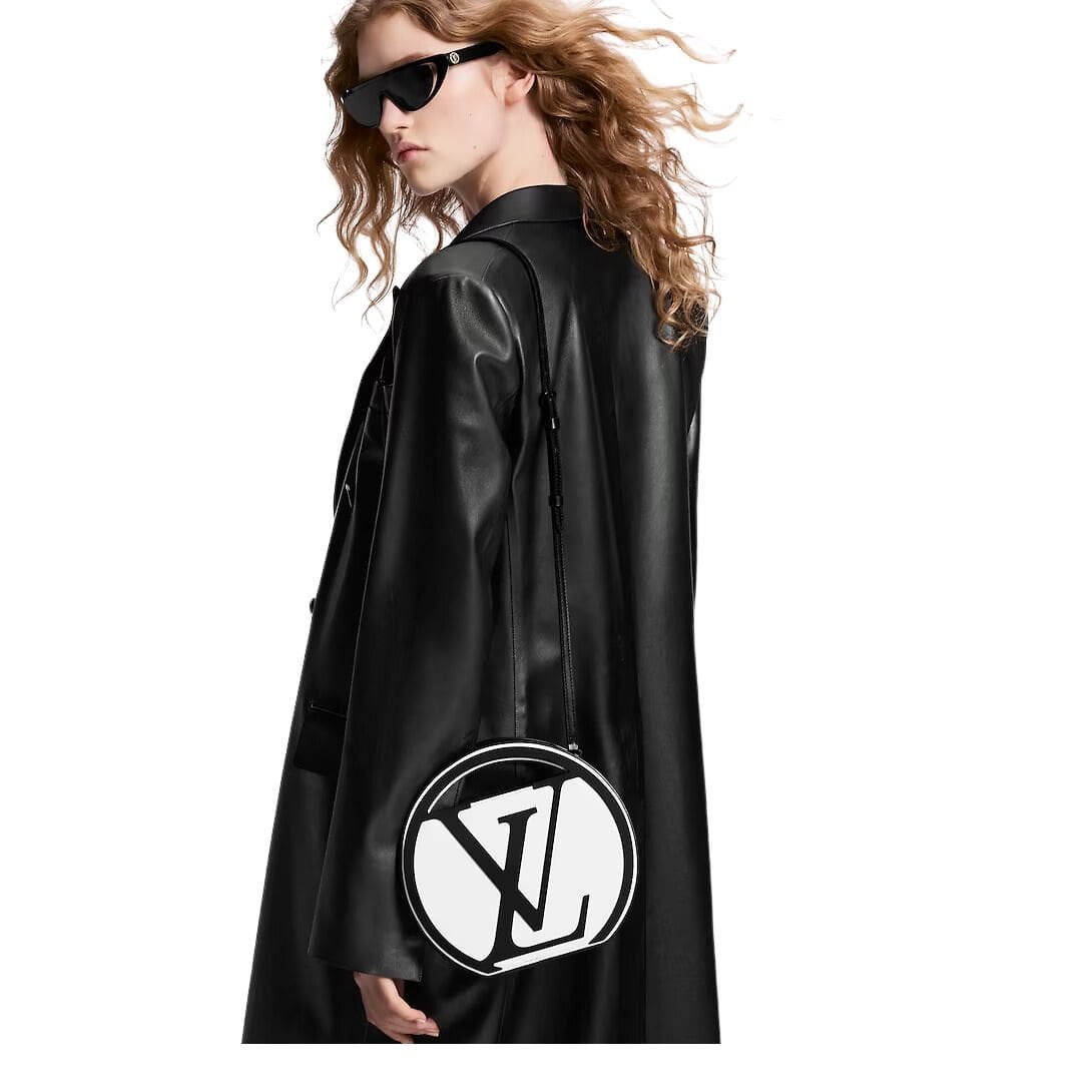 LOUIS VUITTON AROUND ME PM - Image 7