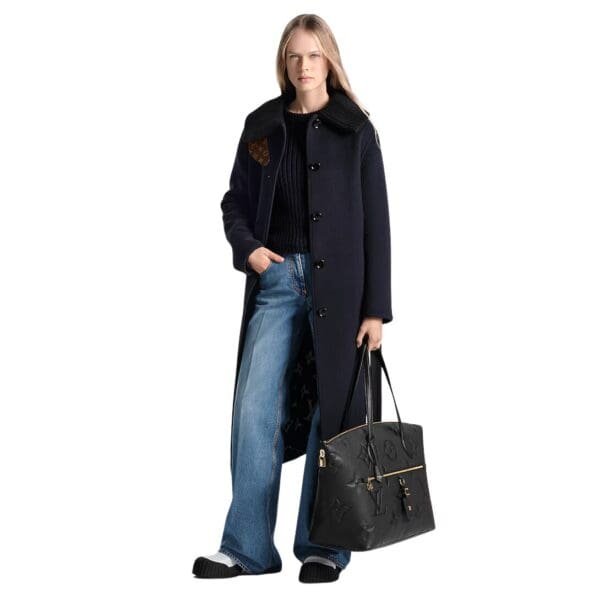 LOUIS VUITTON TRAVEL BAG