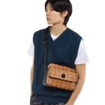 MCM MEDIUM AREN MESSENGER BAG IN VISETOS COGNAC