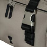 AMI DE COEUR MESSENGER BAG IN TAPUE