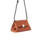 CHLOE PENELOPE CLUTCH CARAMEL