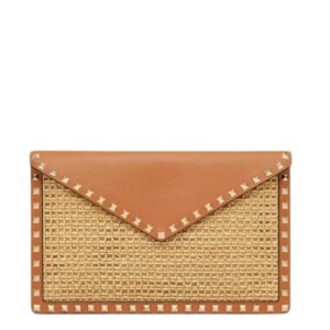 VALENTINO GARAVANI ROCKSTUD RAFFIA CLUTCH BAG