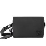 LOUIS VUITTON FASTLINE WEARABLE WALLET