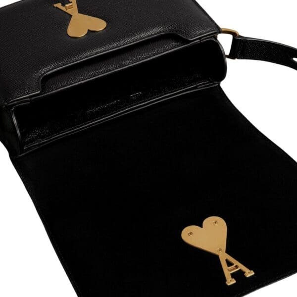 AMI Small Paris Paris Bag IN BLACK