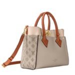 LOUIS VUITTON ON MY SIDE MM