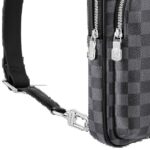 LOUIS VUITTON AVENUE SLINGBAG NM