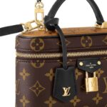 LOUIS VUITTON VANITY CHAIN POUCH