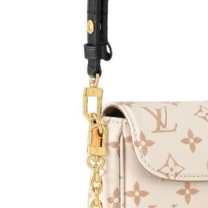 LOUIS VUITTON WALLET ON CHAIN LVY