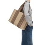 CHLOE WOODY TOTE BAG IN LINEN DARK NUT