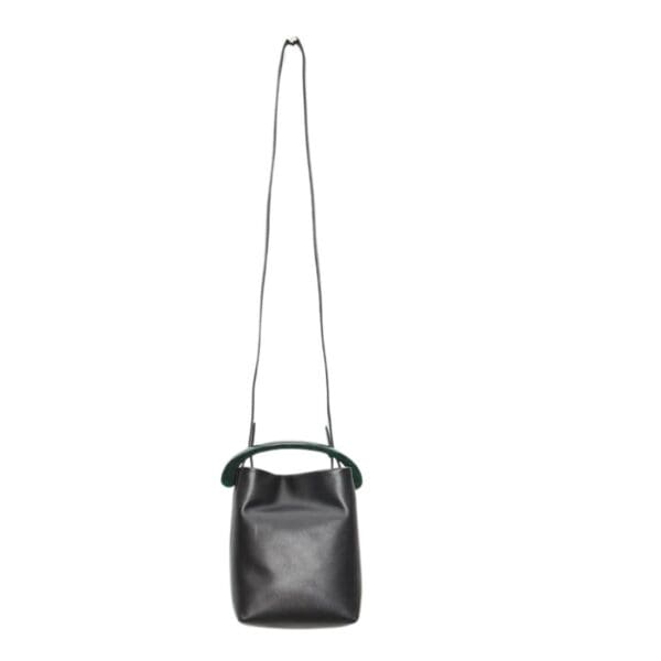 vLA GARCONNE DRIES VAN NOTEN CRISP LEATHER BAG BLACK