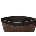 LOUIS VUITTON DAILY POUCH