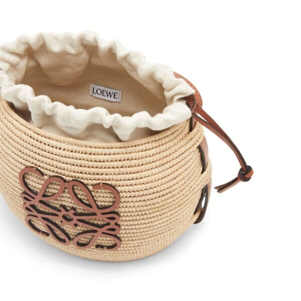 LOEWE BEEHIVE BASKET BAG IN RAFFIA AND CALFSKIN