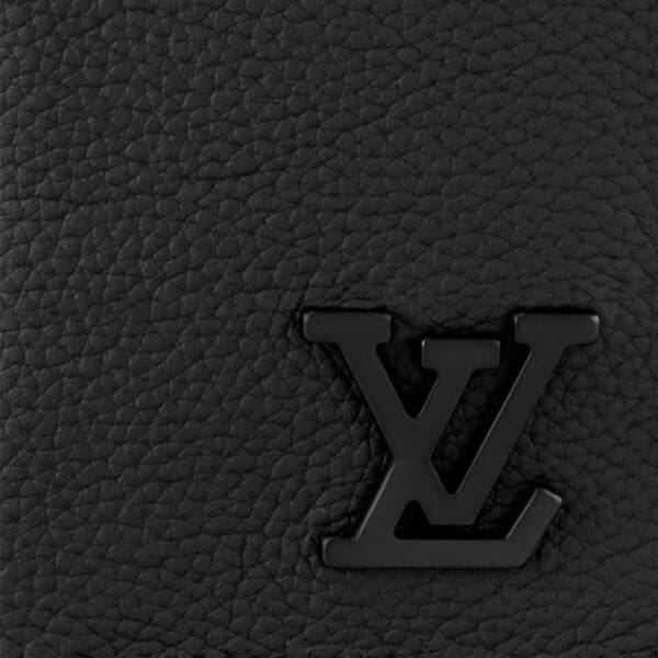 LOUIS VUITTON POCKET ORGANIZER