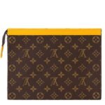 LOUIS VUITTON POCHETTE VOYAGE MM