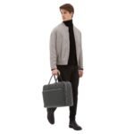 vVALEXTRA AVIETTA TRAVEL BAG TWO CHAMBERS