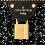 LOUIS VUITTON POCHETTE TIRETTE