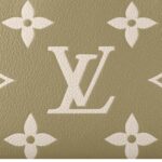 LOUIS VUITTON POCHETTE COSMETIQUE PM