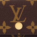 LOUIS VUITTON 4 KEY HOLDER