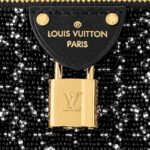 LOUIS VUITTON POCHETTE TIRETTE