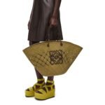 LOEWE LARGE ANAGRAM BASKET BAG IN IRACA PALM AND CALFSKIN