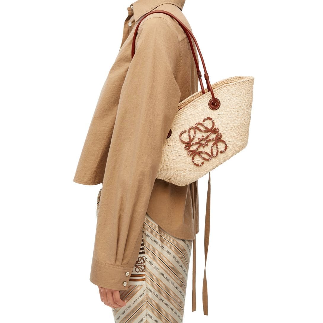 LOEWE SMALL ANAGRAM BASKET BAG IN IRACA PALM AND CALFSKIN