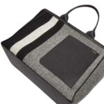 vVALEXTRA LINEAR LANA TOTE LARGE BAG