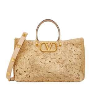 vVALENTINO GARAVANI MEDIUM SHOPPING BAG IN LACE-EFFECT RAFFIA