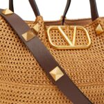 VALENTINO GARAVANI MEDIUM SHOPPING BAG IN SYNTHETIC RAFFIA