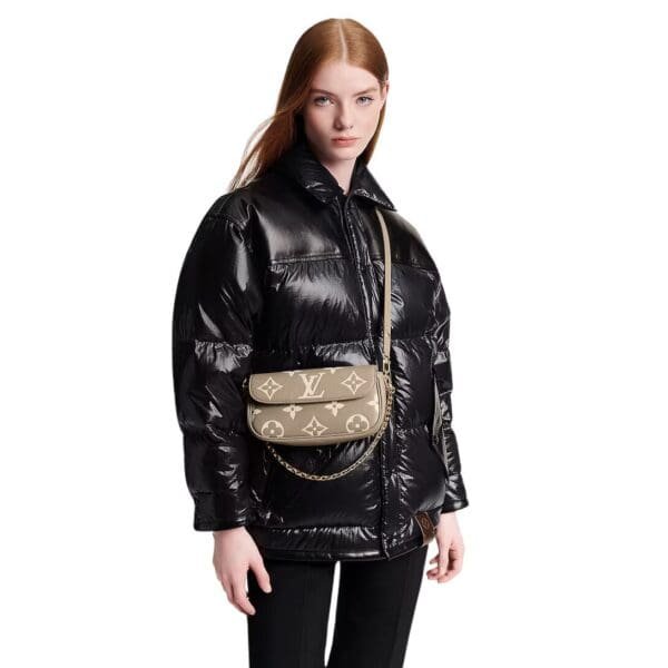 LOUIS VUITTON WALLET ON CHAIN IVY - Image 7