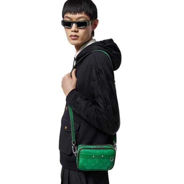 LOUIS VUITTON ALPHA WEARABLE WALLET - Image 9