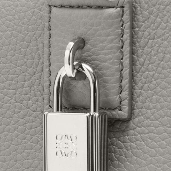 LOEWE AMAZONA 23 BAG IN SOFT GRAINED CALFSKIN