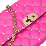 vVALENTINO GARAVANI ROCKSTUD SPIKE NAPPA LEATHER CROSSBODY CLUTCH BAG