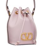 VALENTINO GARAVANI MINI VLOGO SIGNATURE BUCKET BAG IN NAPPA LEATHER