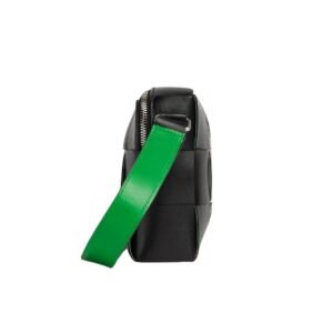 BOTTEGA VENETA CASSETTE CAMERA BAG